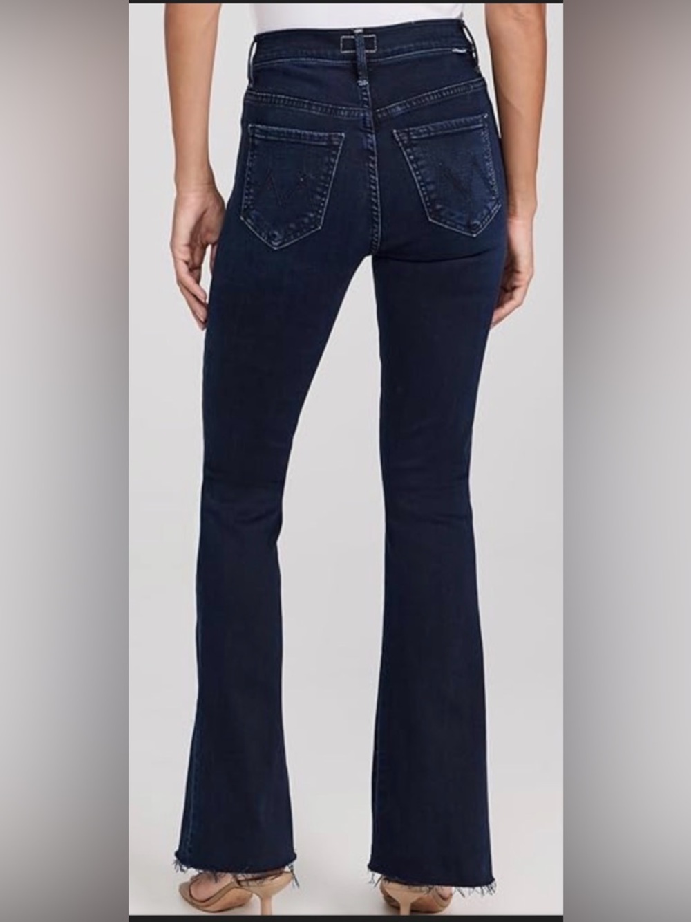 MOTHER The Weekender Fray Jeans in Chip On My Shoulder Size 28 - Picture 2 of 16